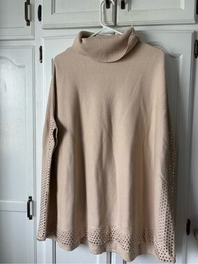 Classic Turtleneck Studded Knit Sweater - Poncho Beige